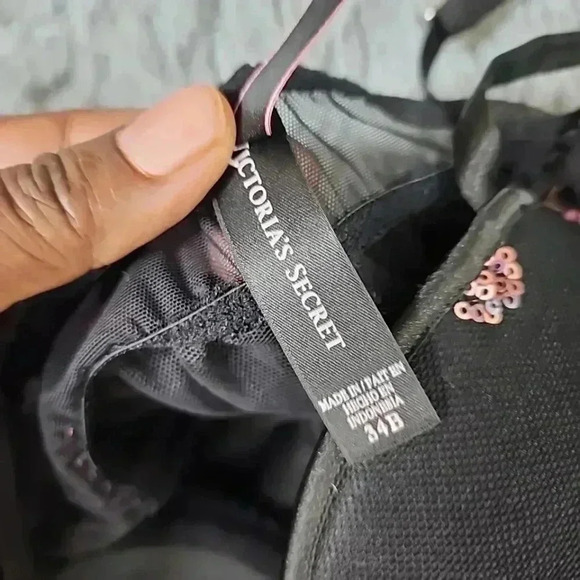 VICTORIA’S Secret Babydoll Slip Black Lace Flirty Sexy Little Thing top. 34 B - Picture 13 of 16